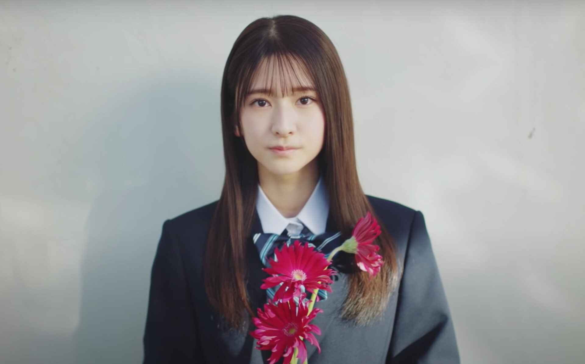 衝 撃)乃 木 坂 46 新 メ ン バ-菅 原 咲 月 の 透 明 感 が 半 端 な い か わ い い 画... 